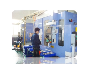 05：日(rì)本三菱(ling)CNC滾齒機(ji)