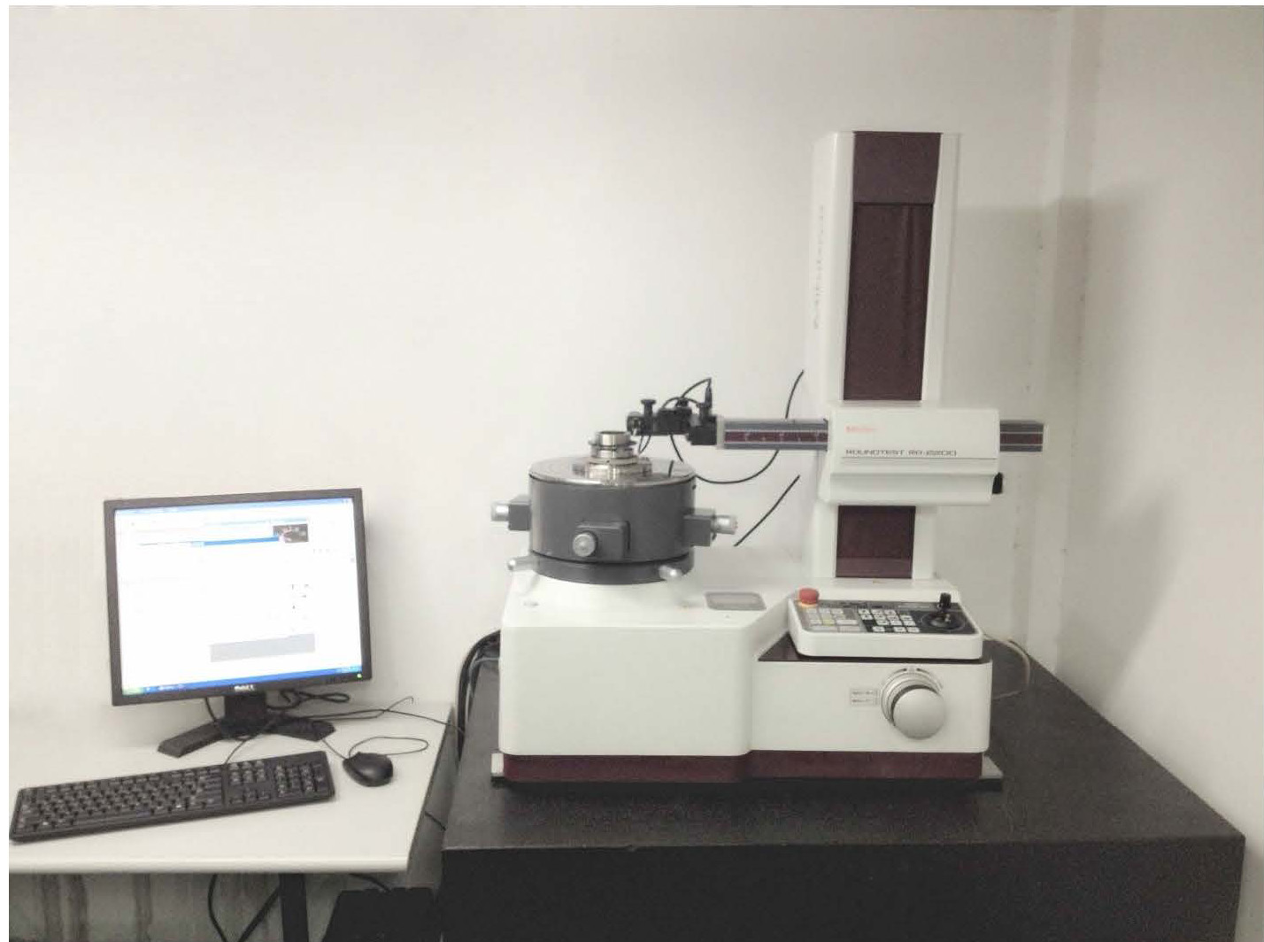 真(zhen)圓度檢(jian)測儀